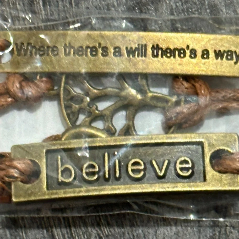 💞 New Brown Leather Bracelet with “Believe” & other Inspirational Charms